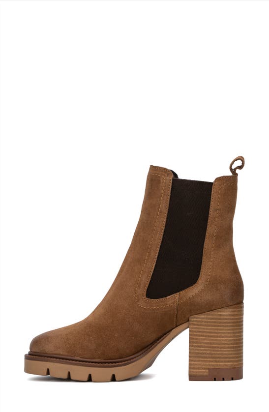 Vintage Foundry Penelope Leather Bootie In Cognac