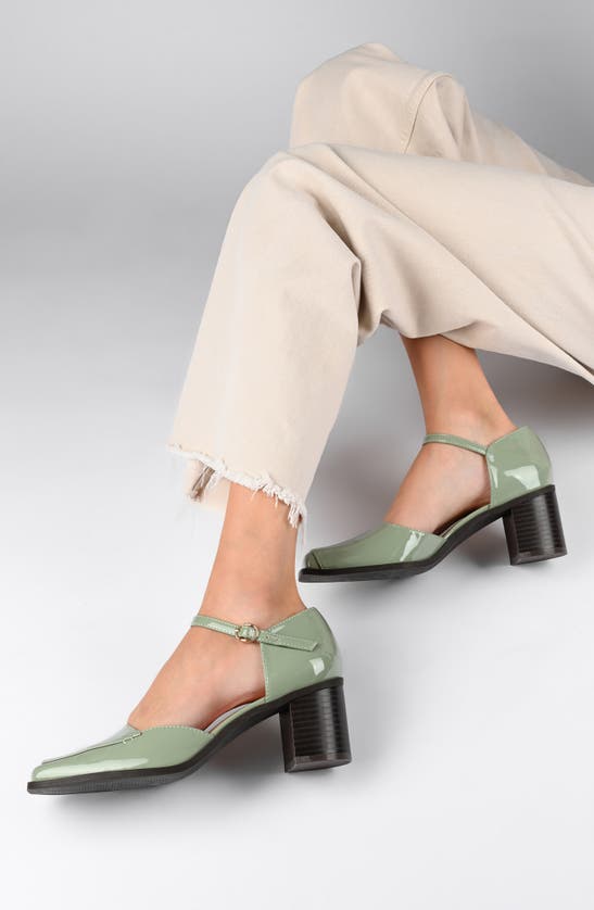 Shop Journee Collection Evangeline Block Heel Pump In Ivory