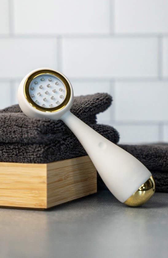Pmd Clean Redvolution Cleansing & Red Light Therapy Device In Cream