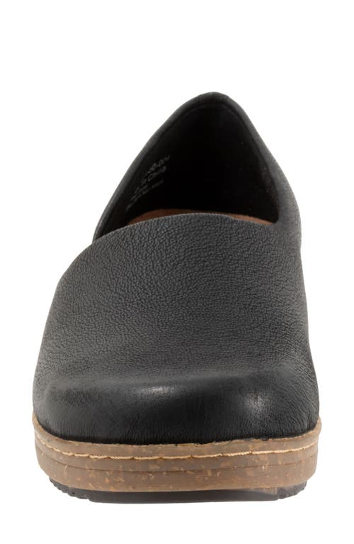 Softwalk ® Addie Half D'orsay Clog In Black Nubuck