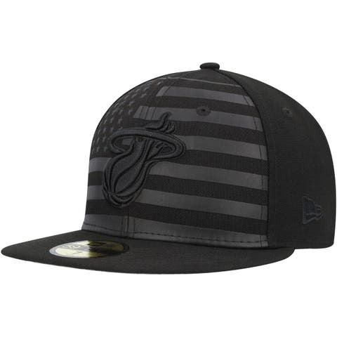 New Era Men's New Era York Knicks Black on Tonal Flag 59FIFTY