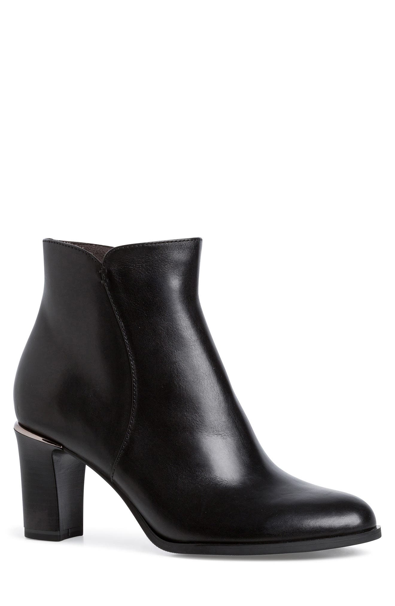 Best Selling Tamaris Yvette Ankle Bootie, Size 39 in at Nordstrom | AccuWeather Shop