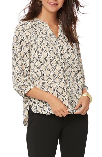 Click to view more detailed imagery on our partner's website Nydj Pintuck-back Blouse In Midland Snake