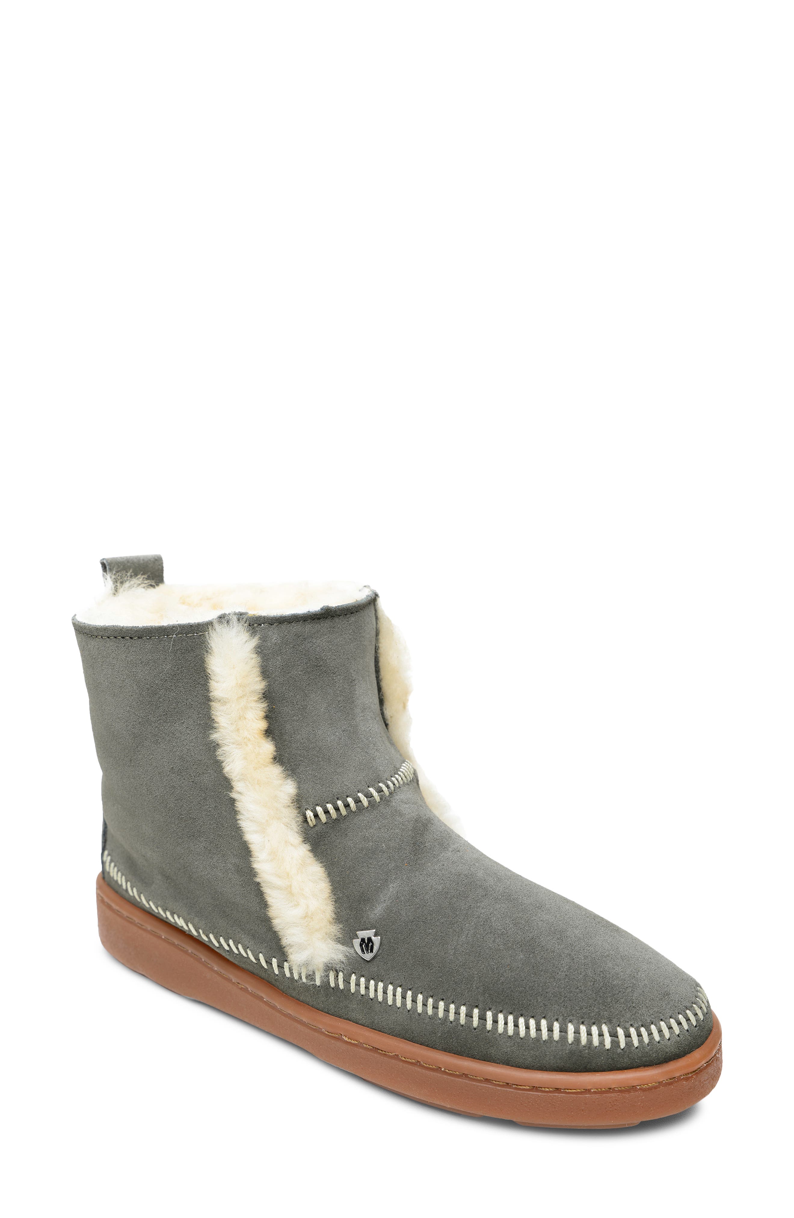 minnetonka winter boots