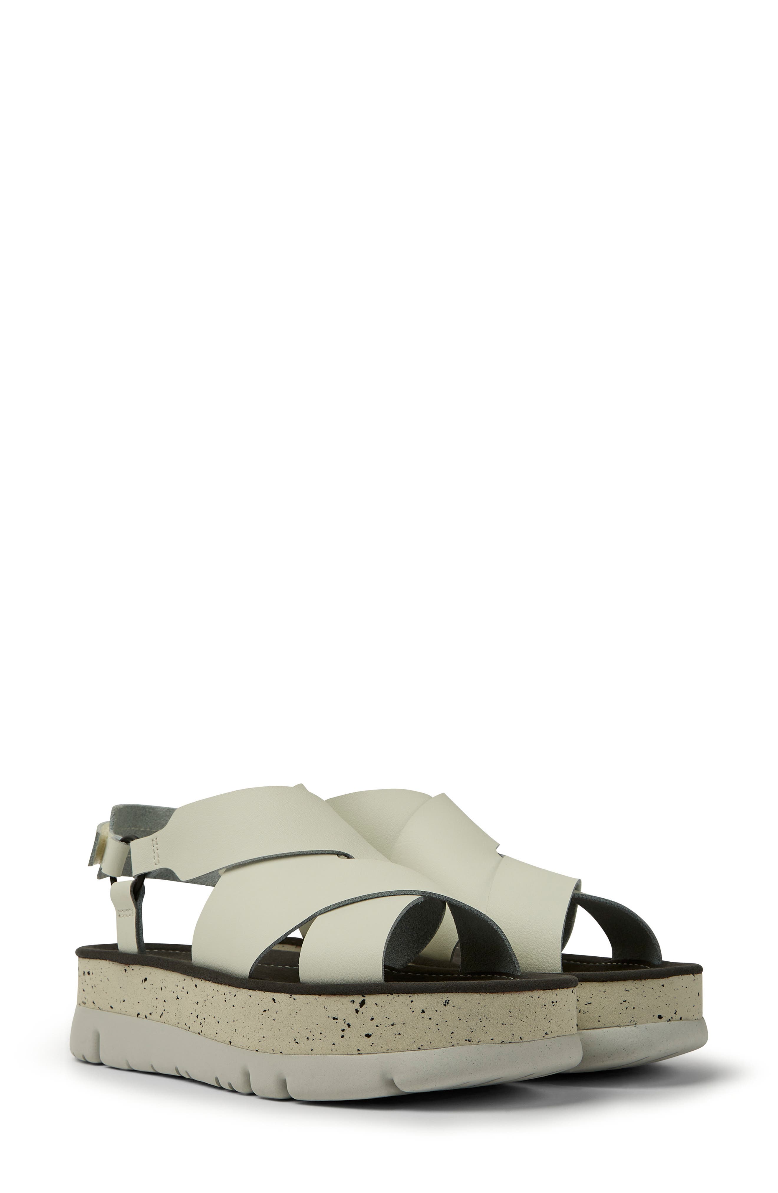 camper oruga up sandal
