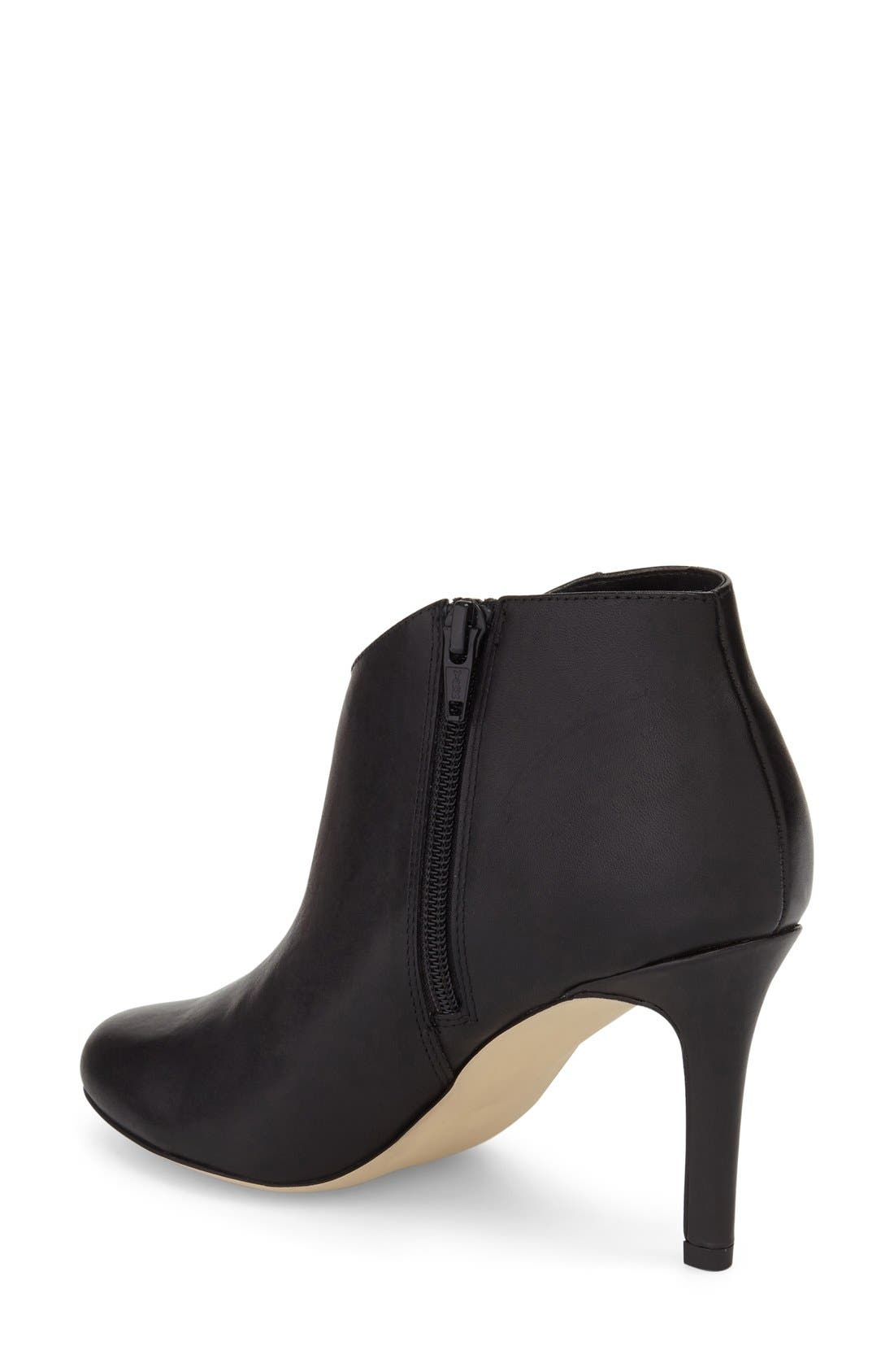 sole society daphne bootie