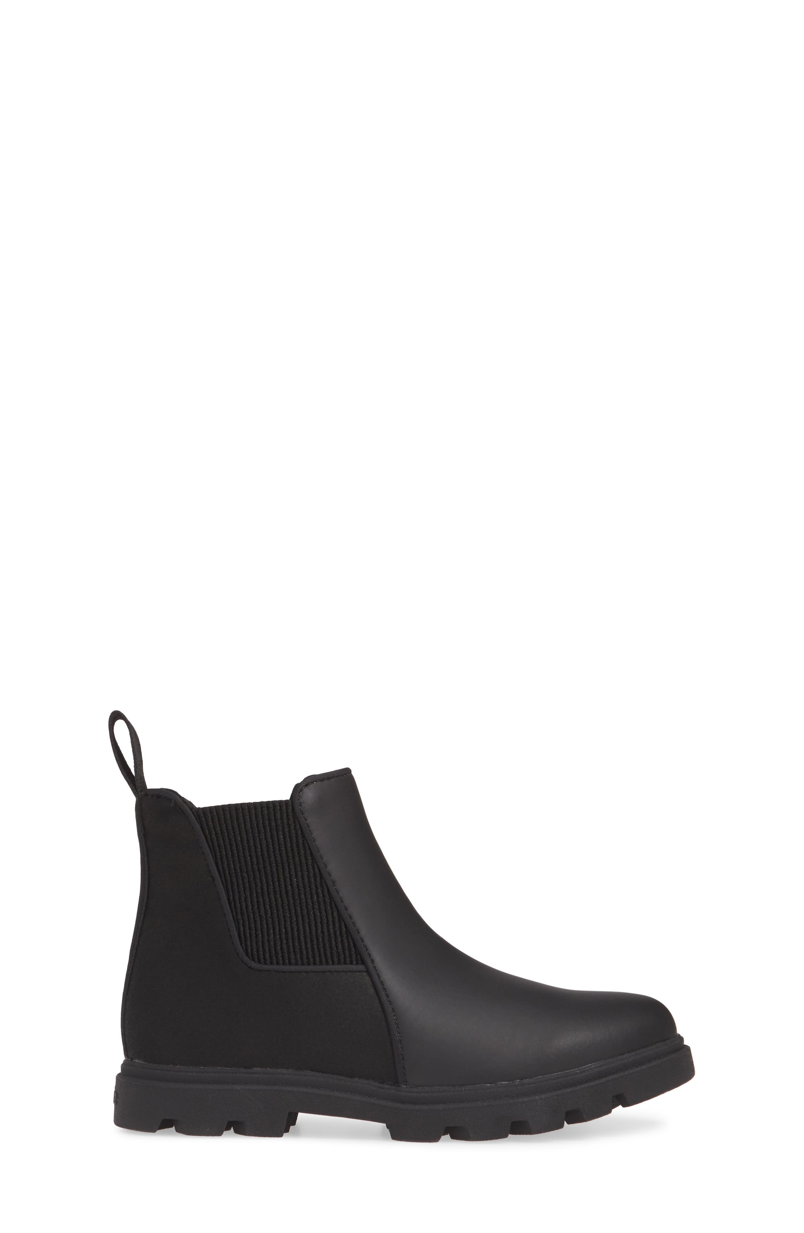 chelsea boot on native