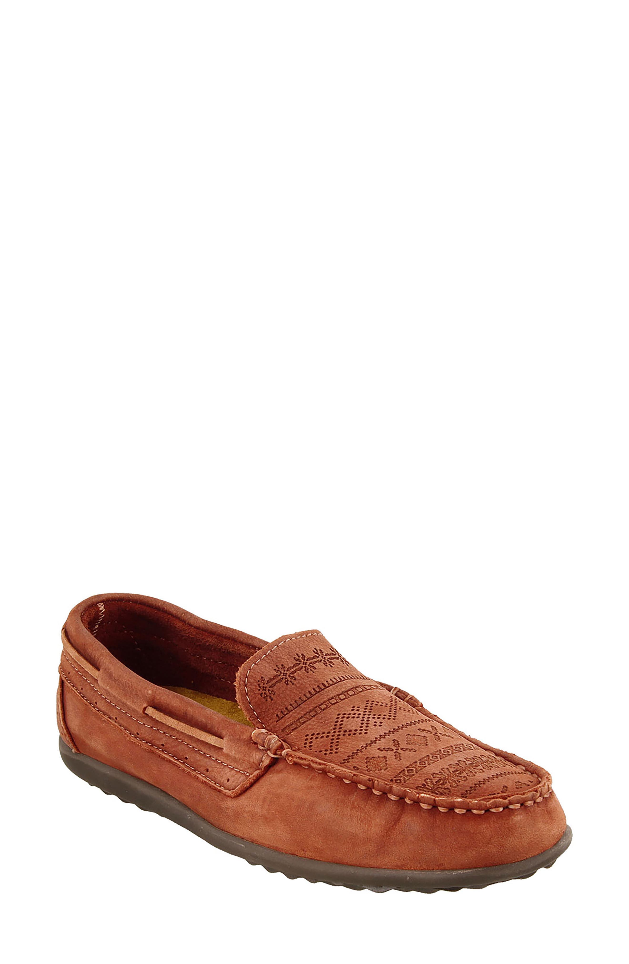 Taos Heritage Moccasin Flat, Red