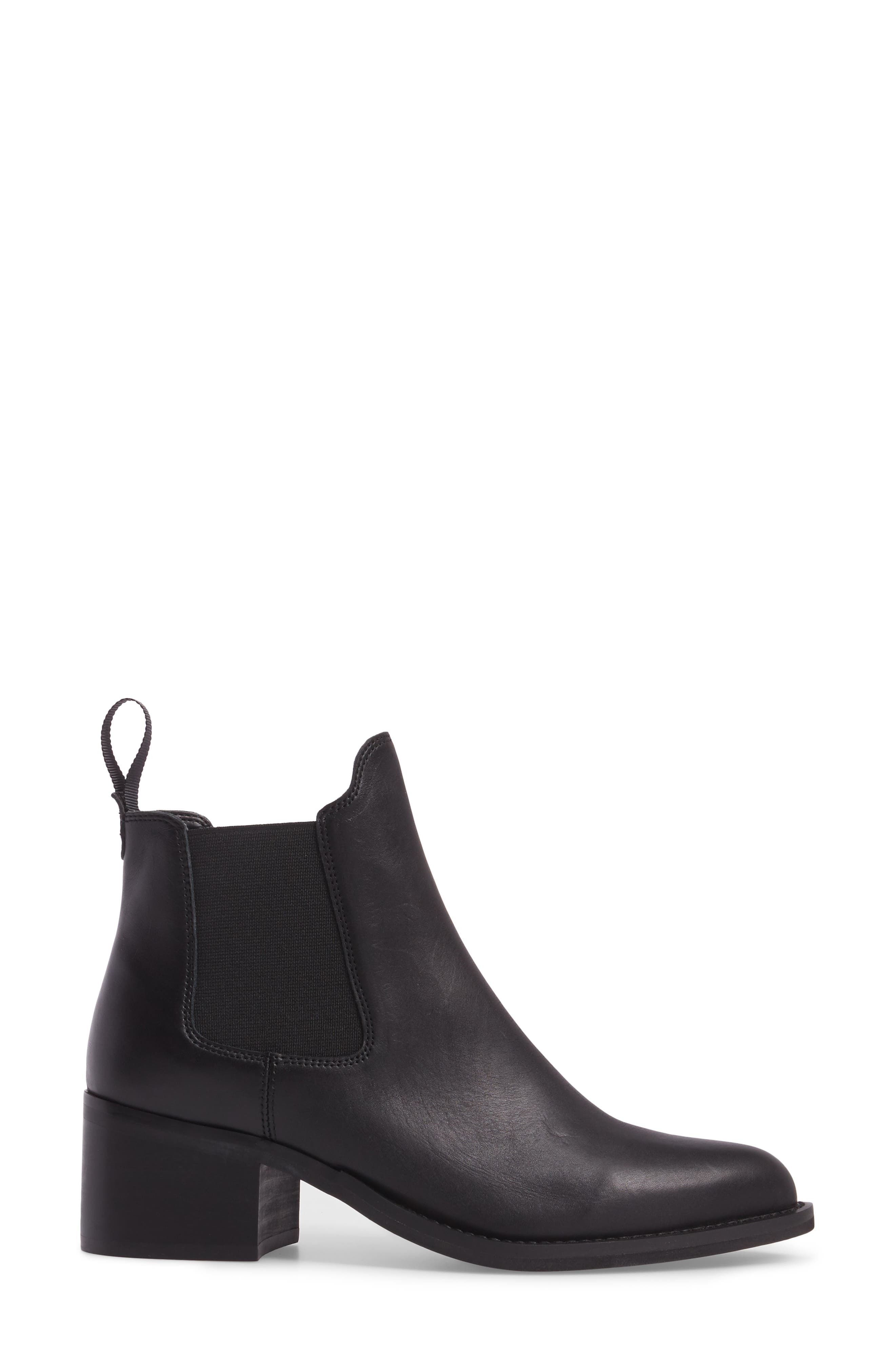 fraya ankle bootie