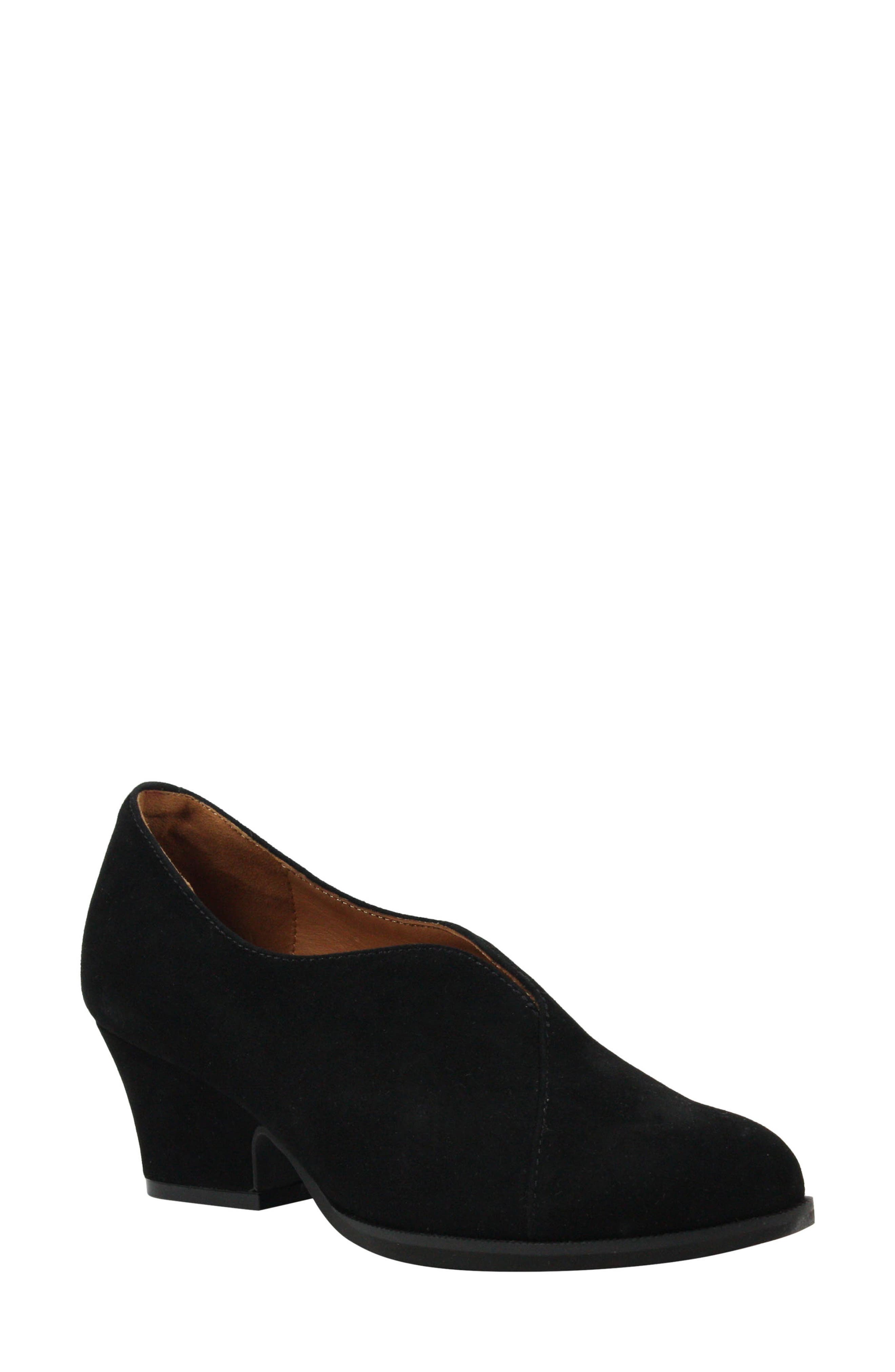 LAmour des Pieds Womens Bernyce Pull on Bootie