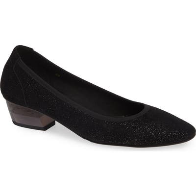 Vaneli Aida Low Pump, Black