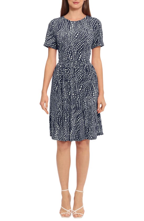 Maggy London Printed Short Sleeve Fit & Flare Dress In Navy/ Soft White |  ModeSens