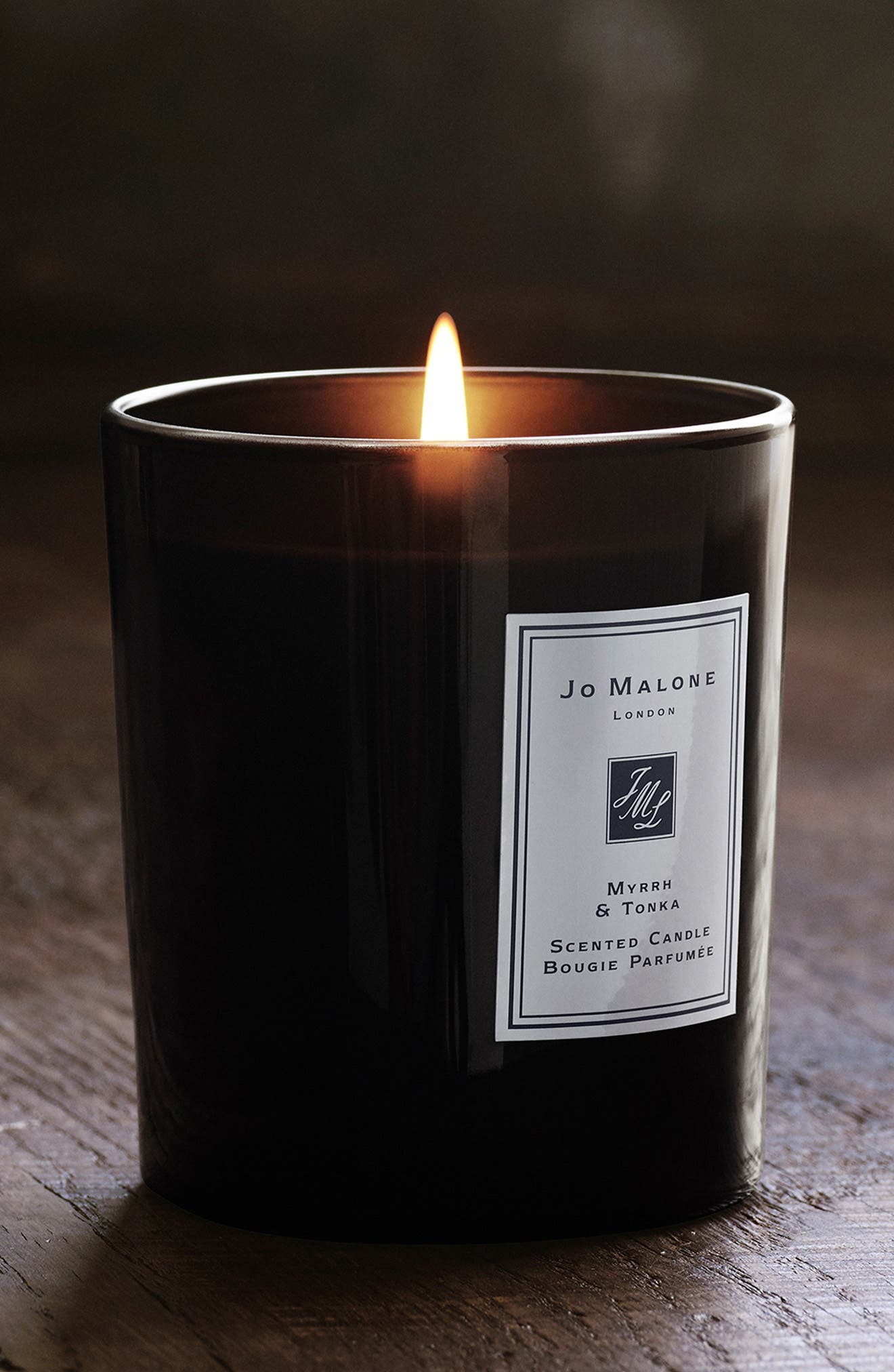 tonka and myrrh candle