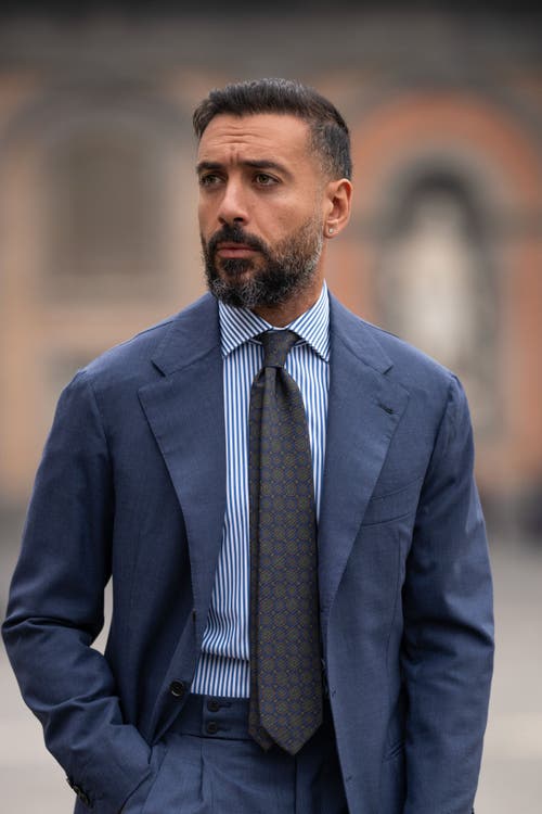 Elizabetta Moretti In Navy And Green