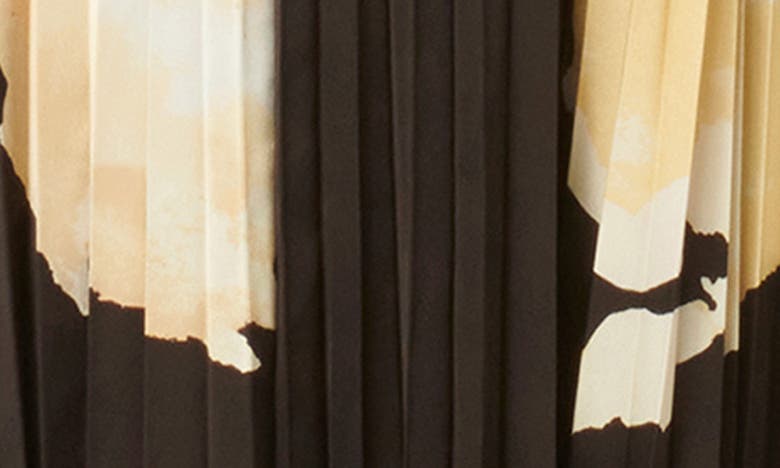 Ever New Saylor Floral Pleated Maxi Dress In Amery Floral