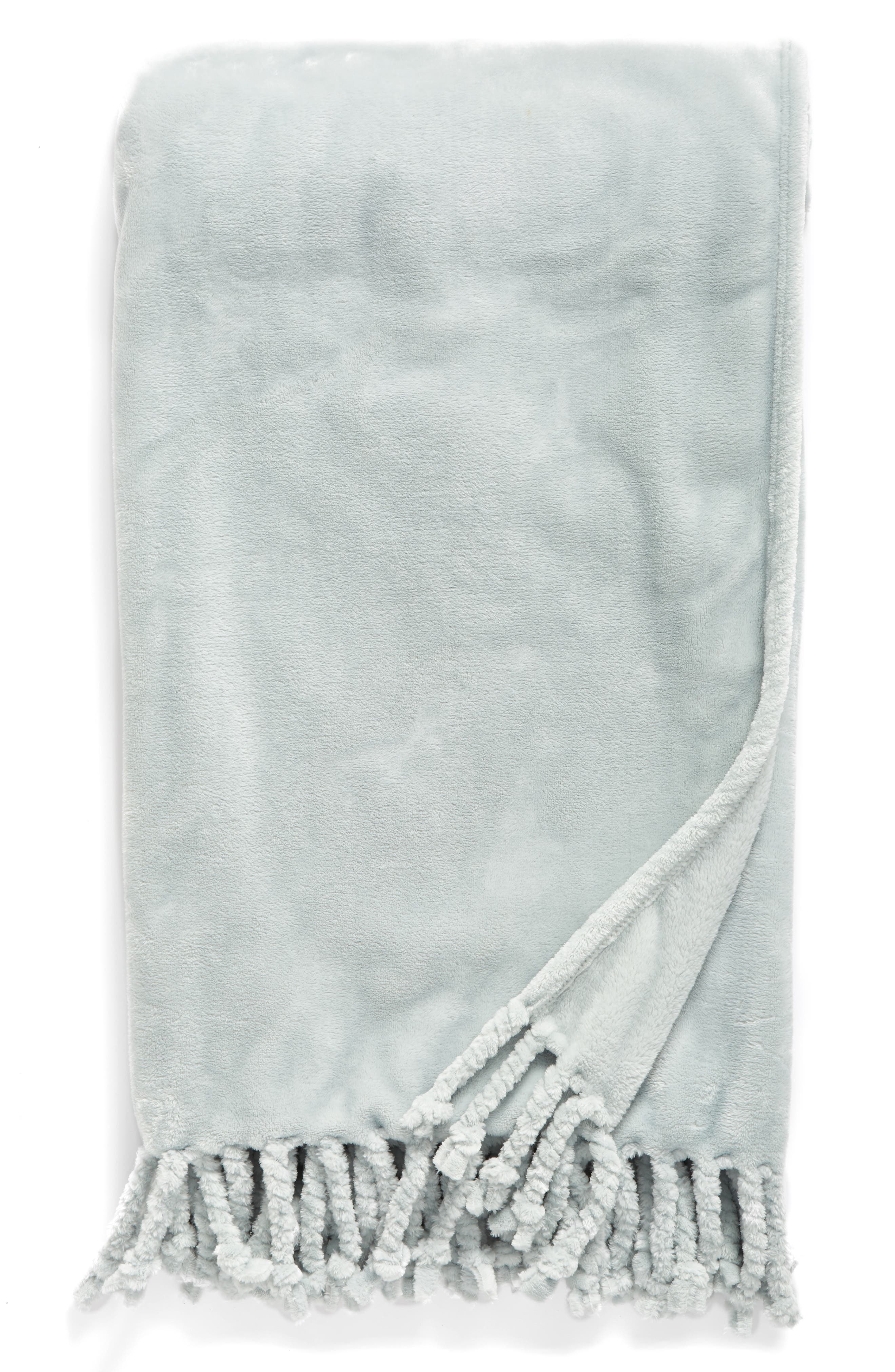 NORDSTROM AT HOME,
                            Kennebunk Bliss Plush Throw,
                            Main thumbnail 492, color,
                            441