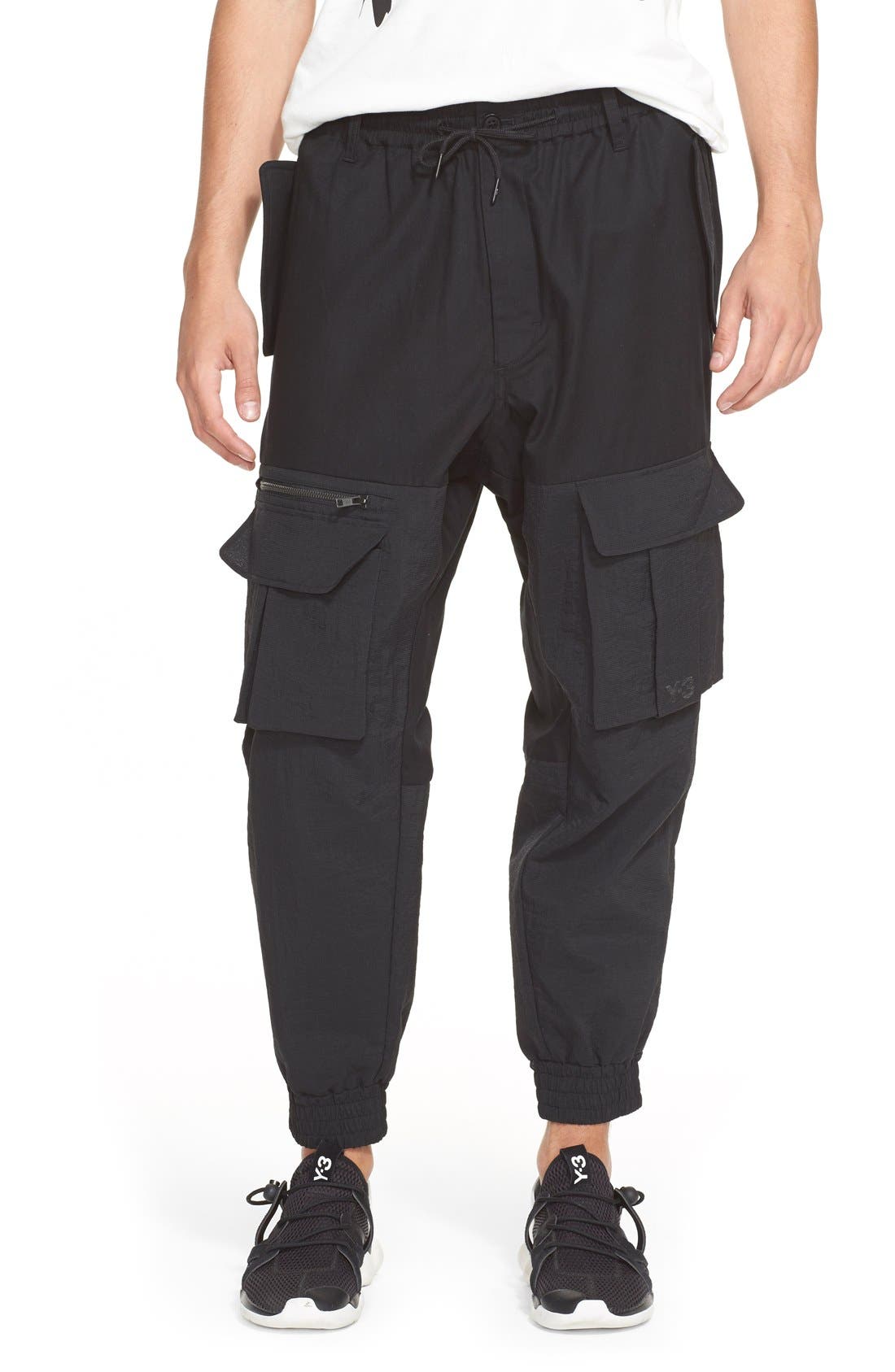 baggy tapered cargo pants