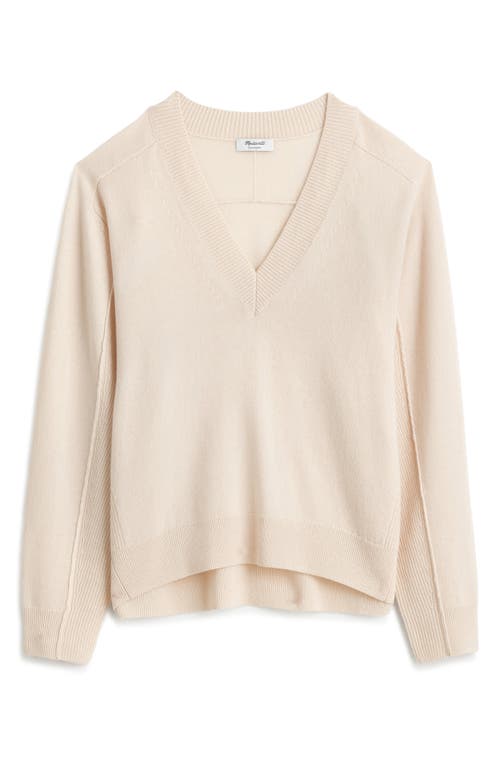 Shop Madewell V-neck Cashmere Sweater In Heather Oat