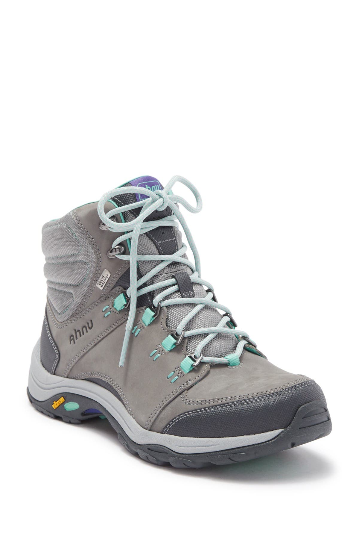 teva montara iii hiking boot