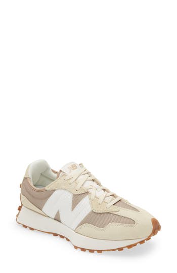 New Balance 327 Sneaker In Gold