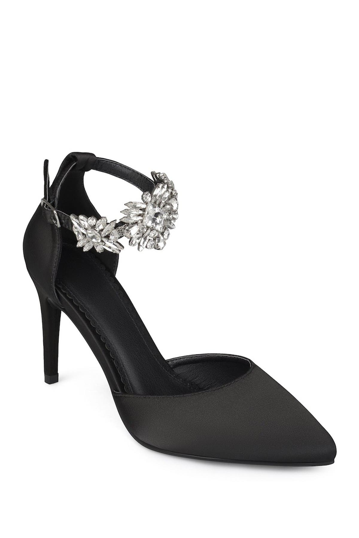 journee collection pumps