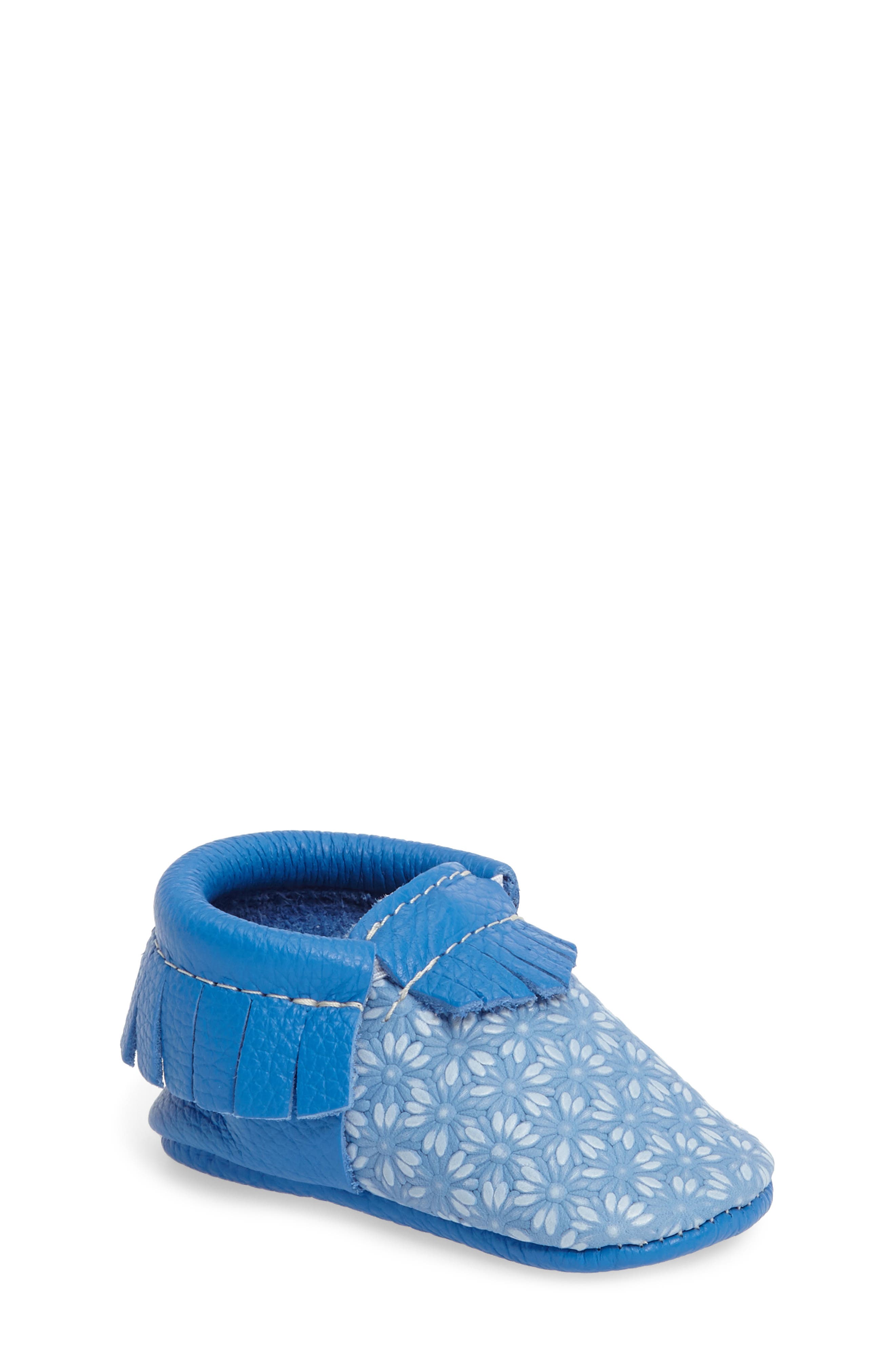 Freshly Picked Daisy Moccasin Crib Shoe (Baby & Walker) Nordstrom