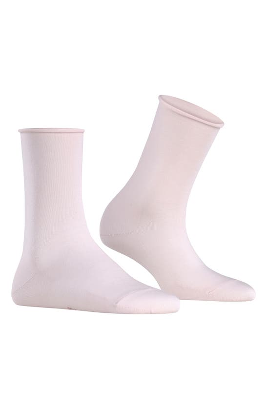 Shop Falke Active Breeze Crew Socks In Light Pink