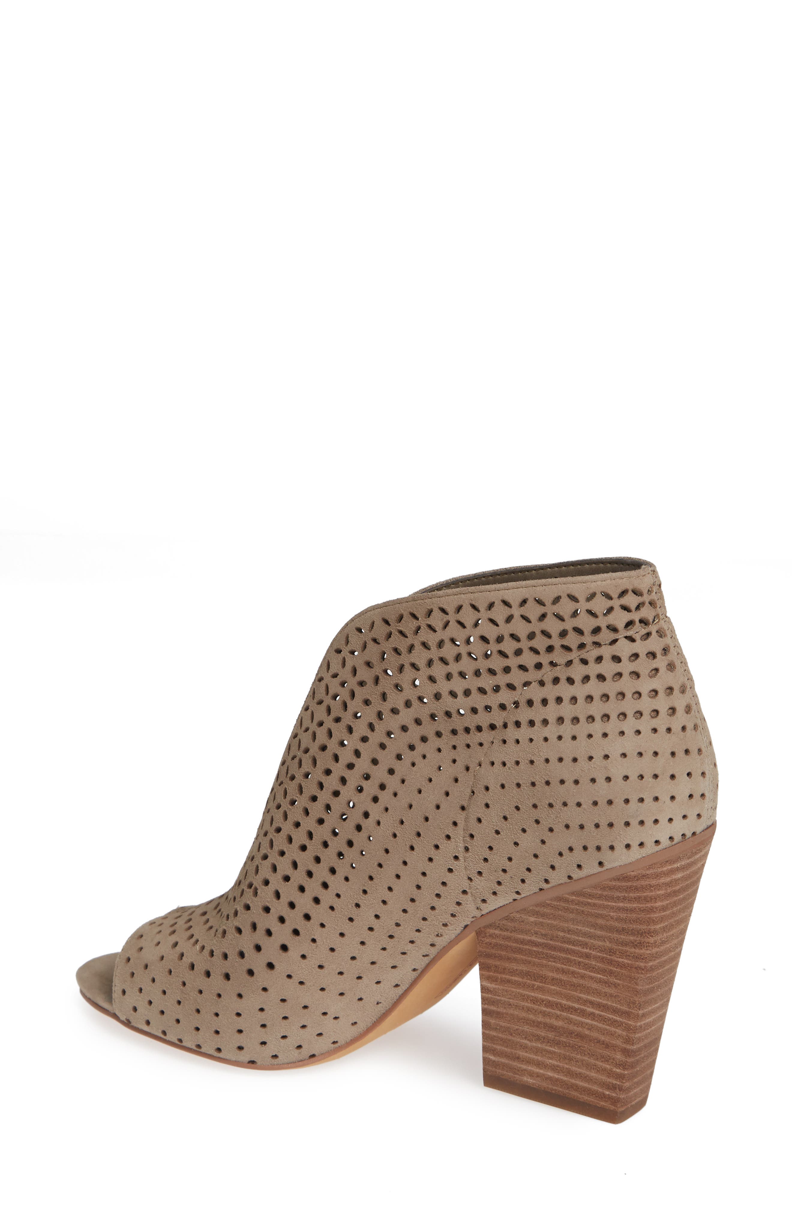 vince camuto kainan bootie