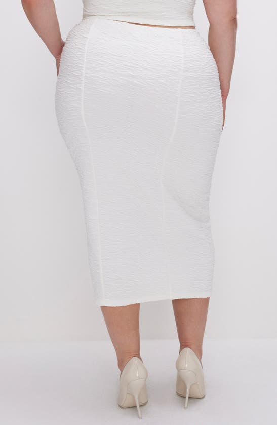 Shop Good American Textured Midi Skirt In Cloud White001