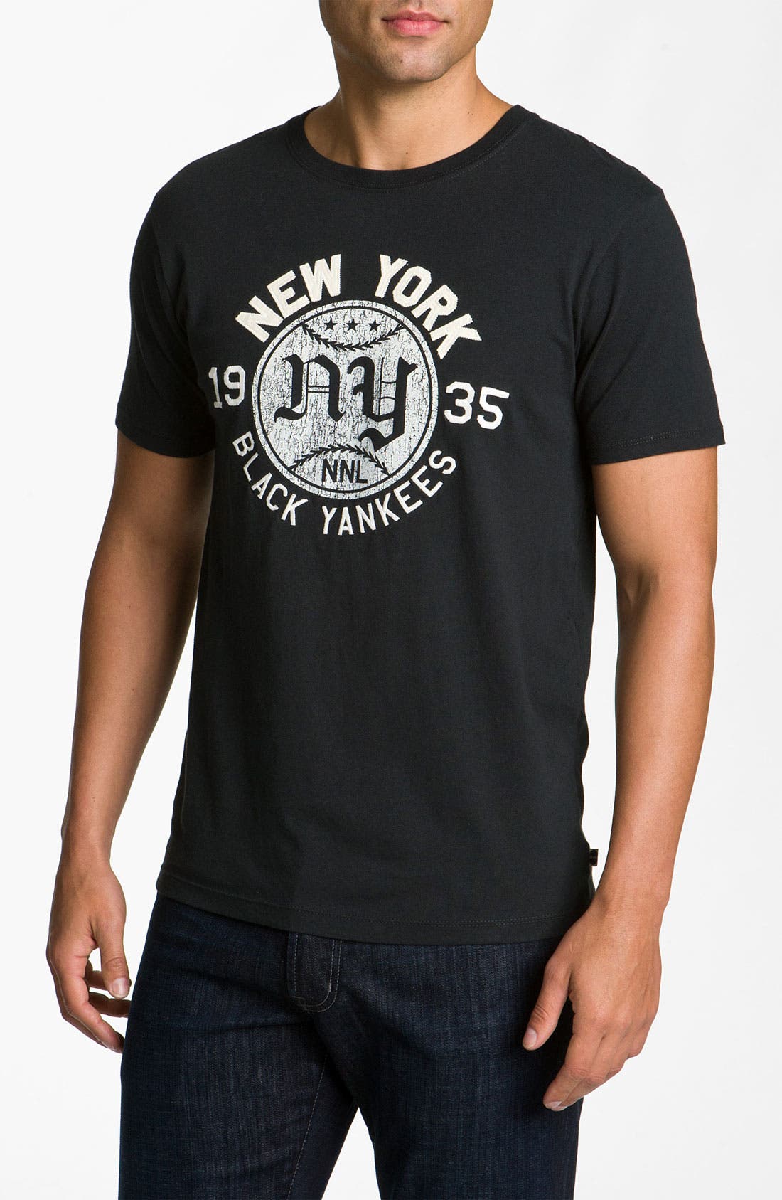 black yankees shirt