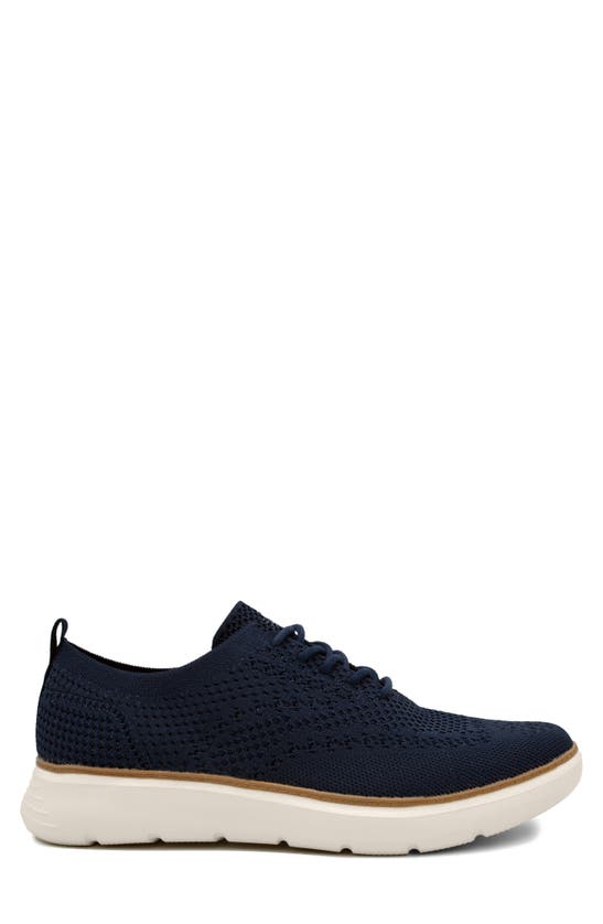 Delo Go Green Mesh Sneaker In Navy