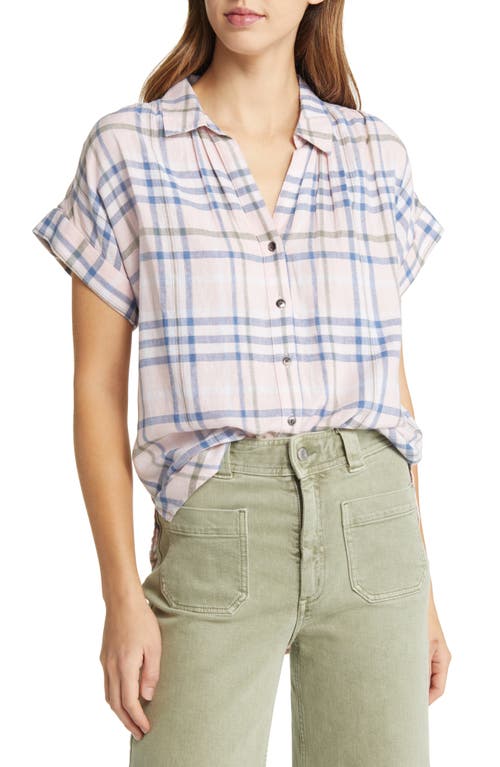 caslon(r) Short Sleeve Linen Blend Camp Shirt in Pink- White Blue Plaid