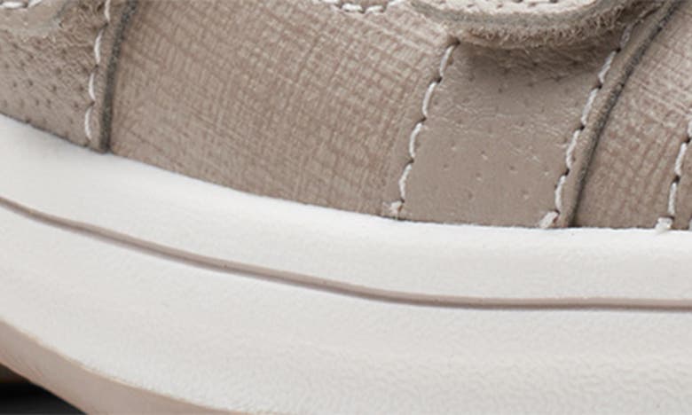 CLARKS CLARKS® BREEZE PIPER SLIDE SANDAL