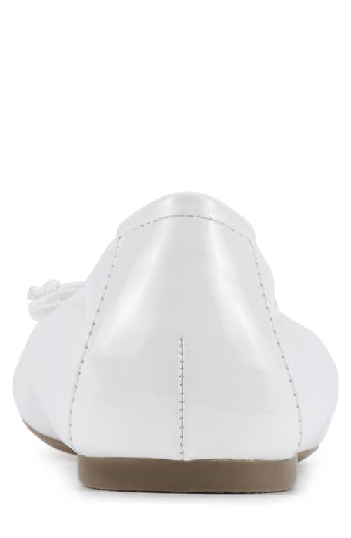 White Mountain Footwear Sunnyside Ii Ballet Flat In White/white/patent