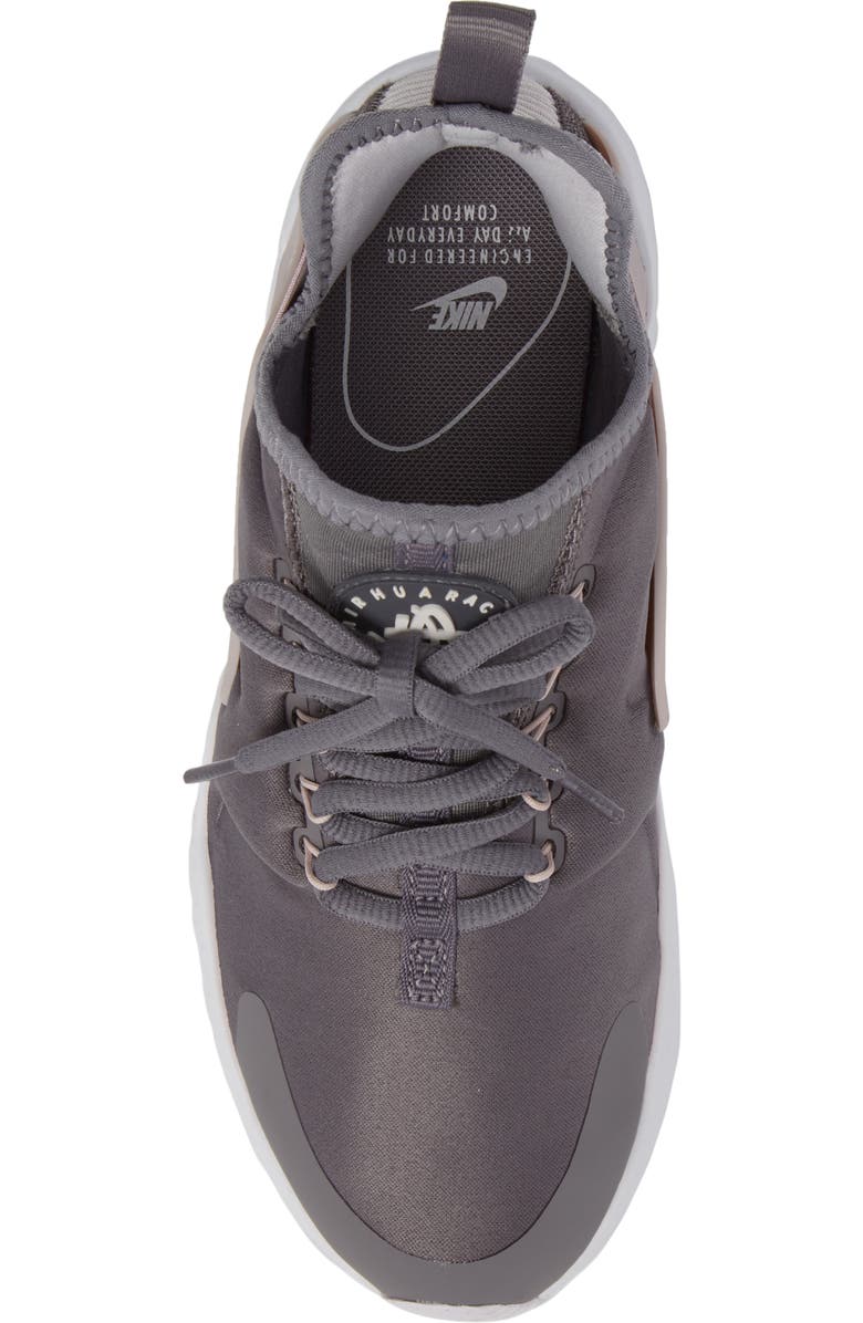 Nike Air Huarache Sneaker, Alternate, color, 