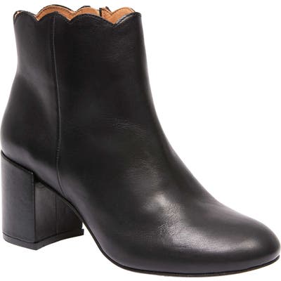 Andre Assous Selena Bootie, Black