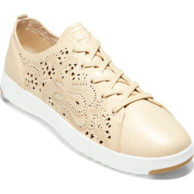 Cole Haan Grandpro Low Top Sneaker B - Beige