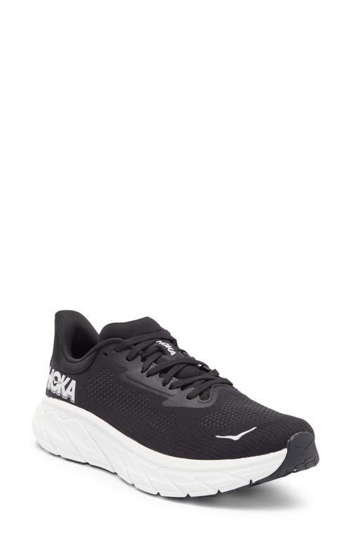 Hoka Arahi 7 Running Shoe In Black/white