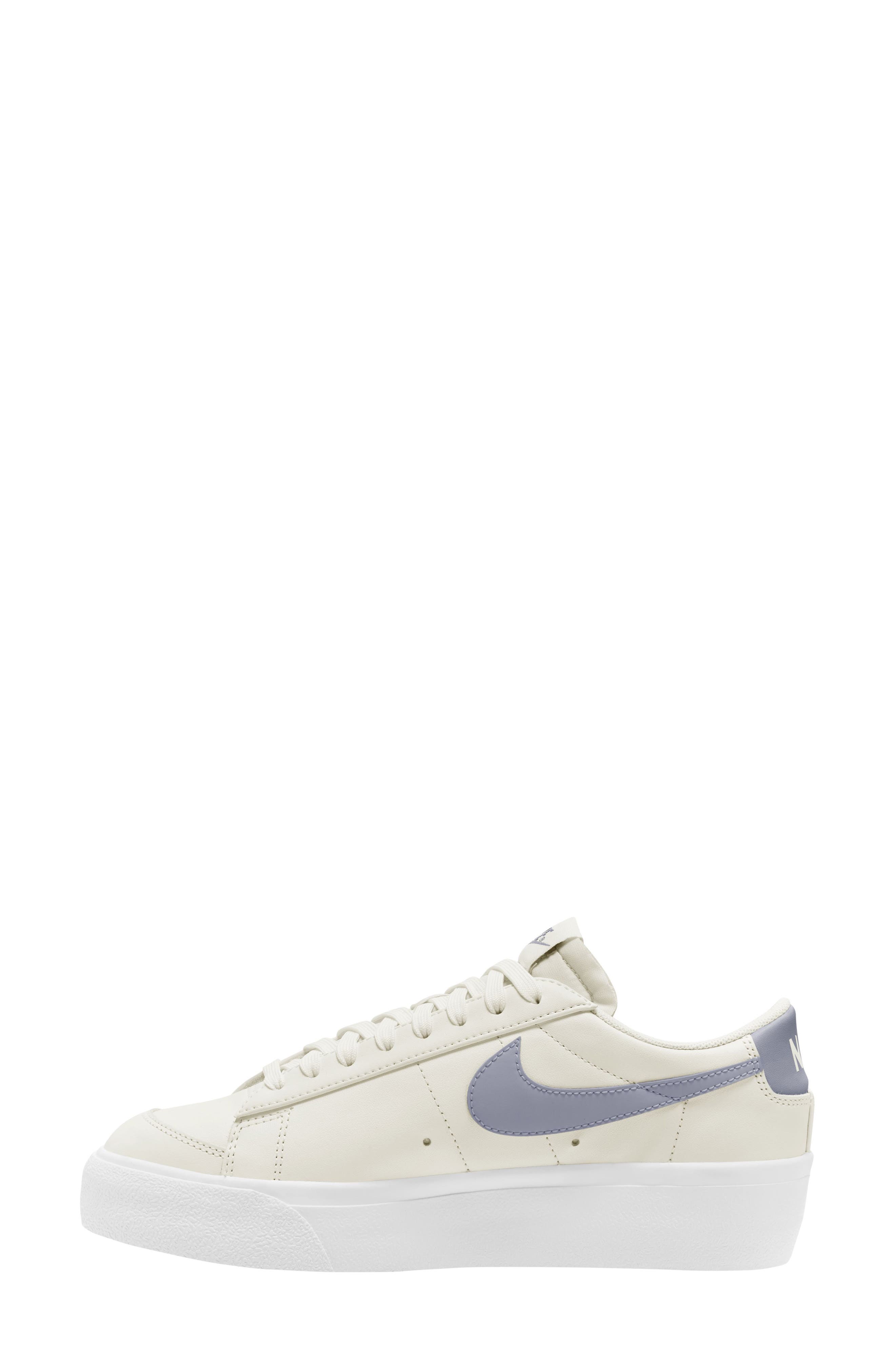 Finish line hot sale nike blazer