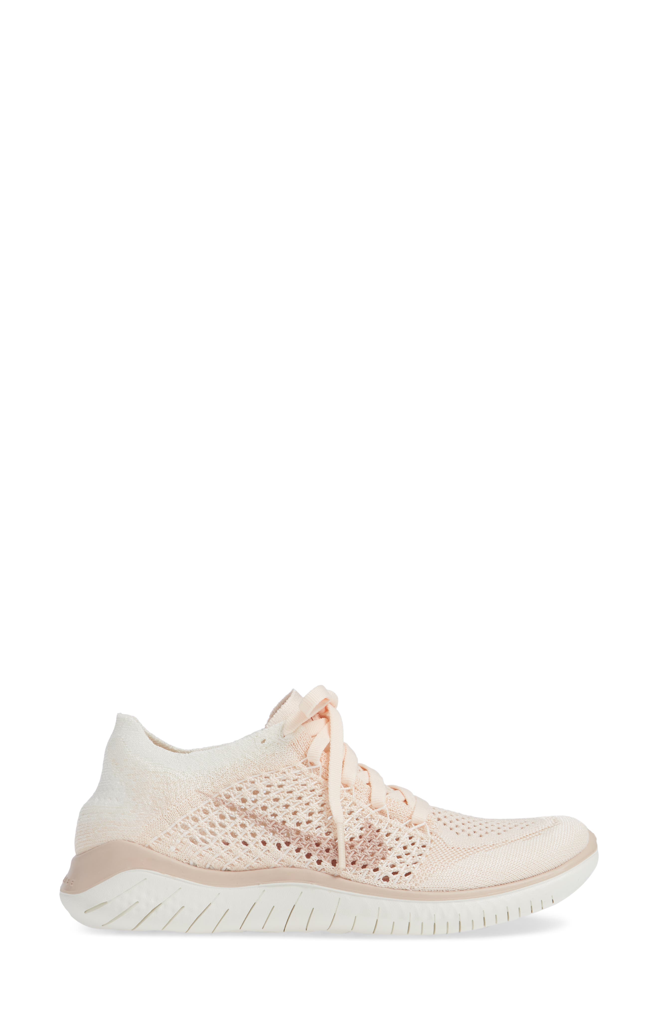 women's free rn flyknit 2018 lace up sneakers