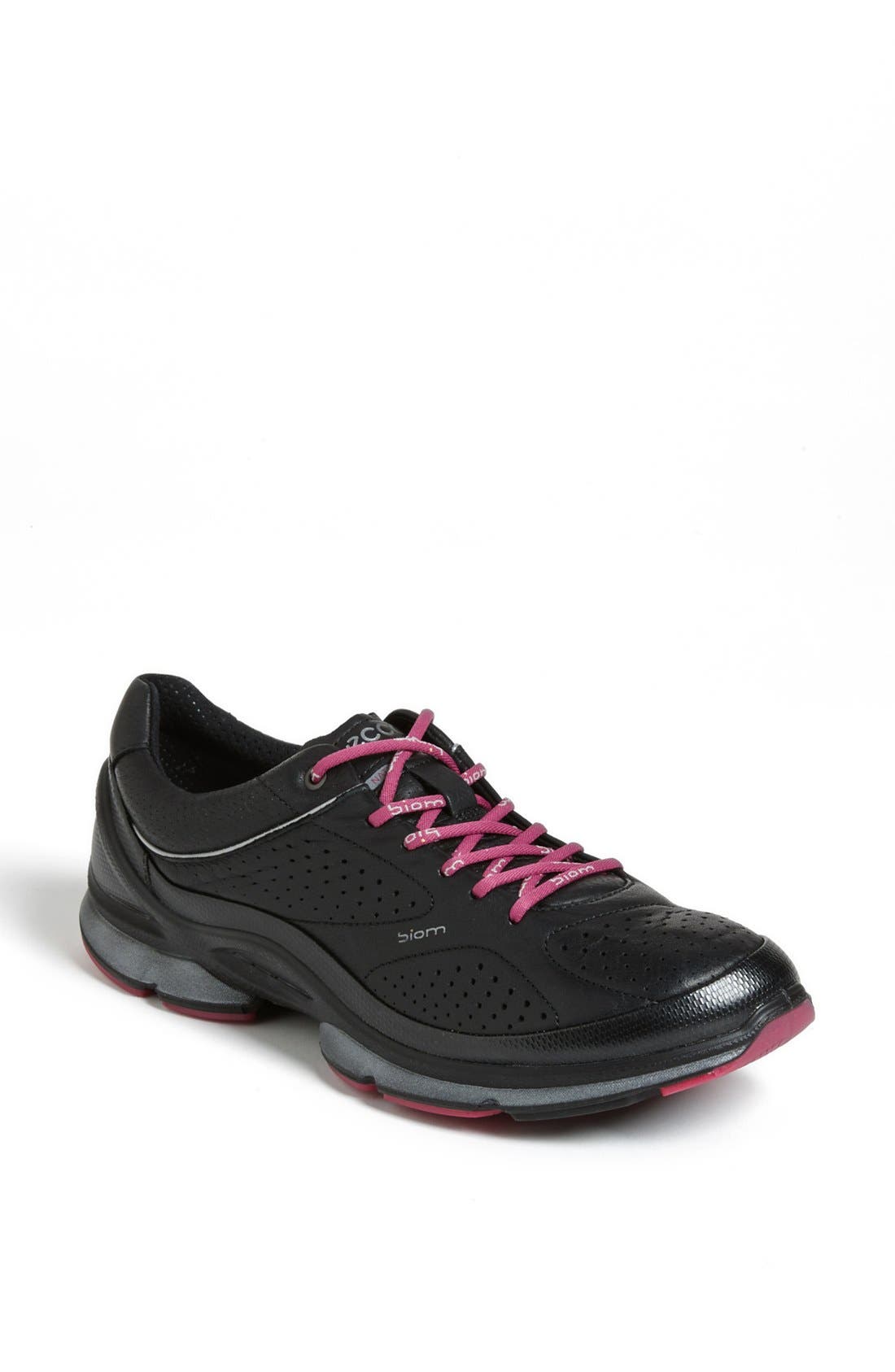 ecco cross training shoes