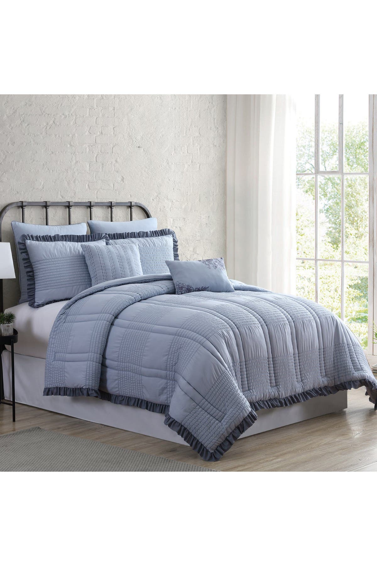 Amazon Com Kinbedy Seersucker Comforter Set 3 Piece Textured Style Soft Lightweight Microfiber Duvet Bedding Set Comforter With 2 Pillowcases Light Gray Queen Home Kitchen