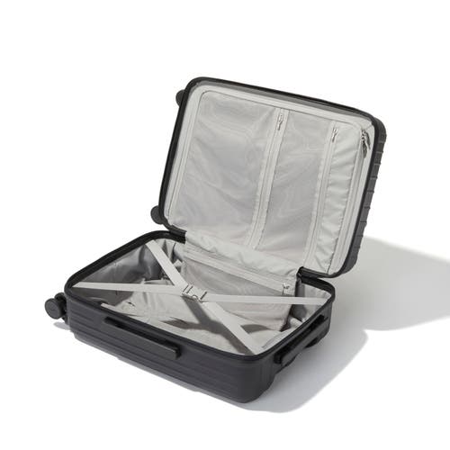 Baggallini 22 In. 4 Wheel Hardshell Carry On Luggage In Black