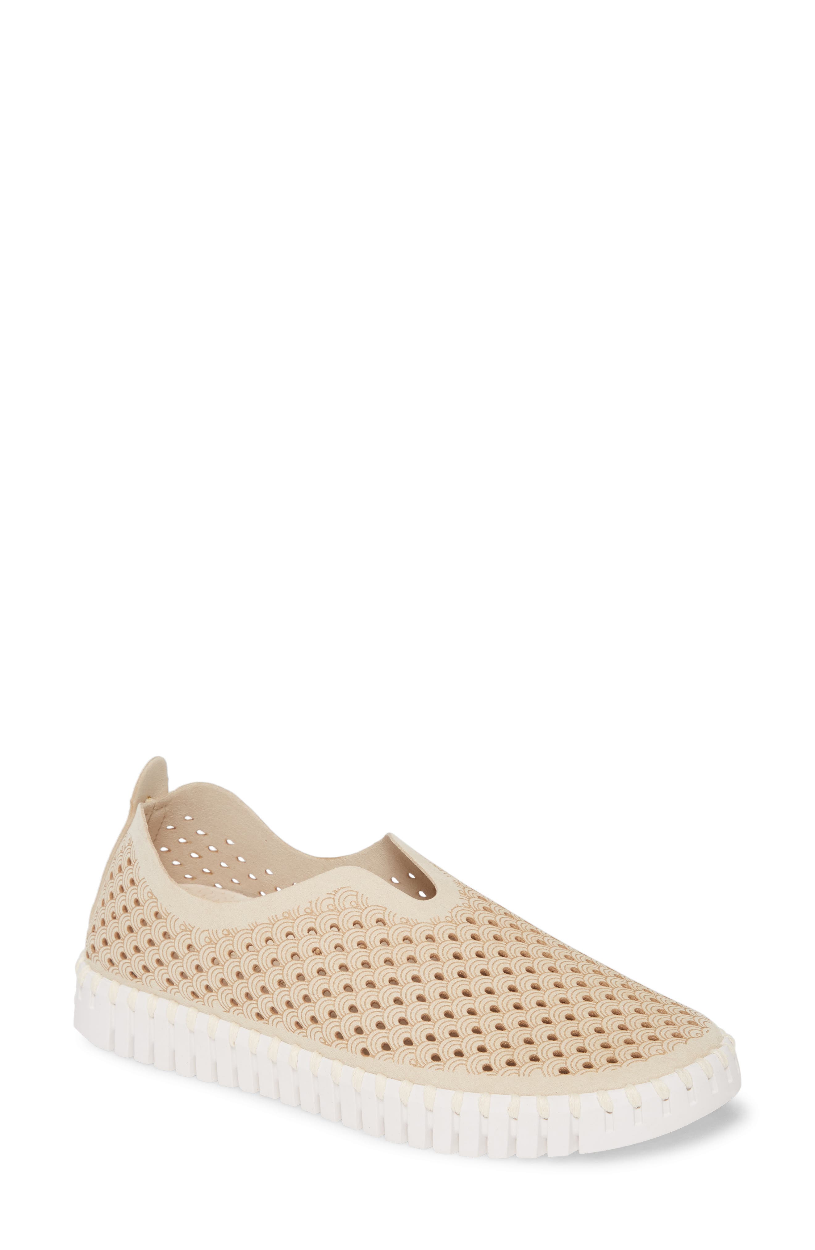 tulip slip on sneaker