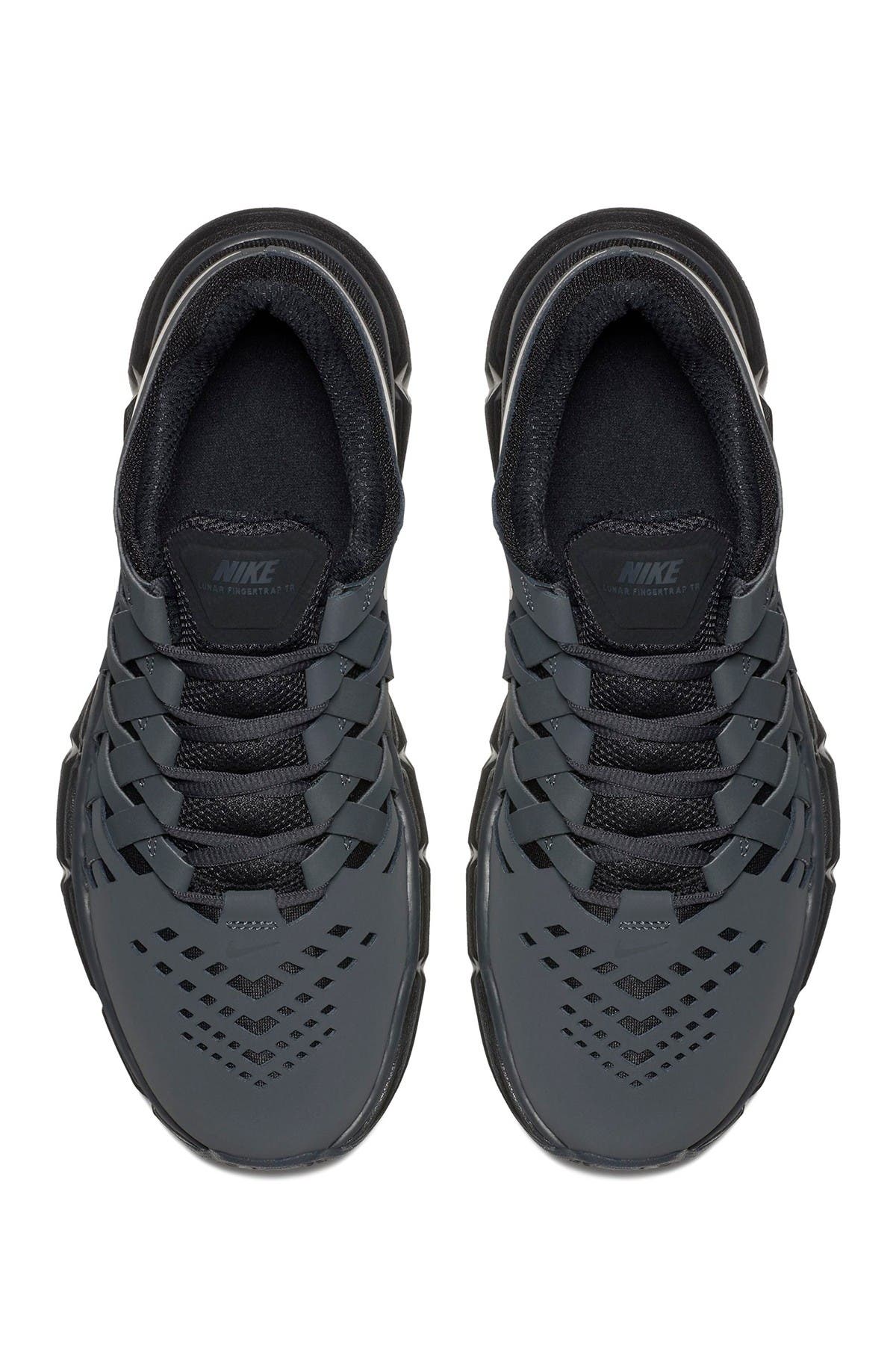 nike lunar finger trap
