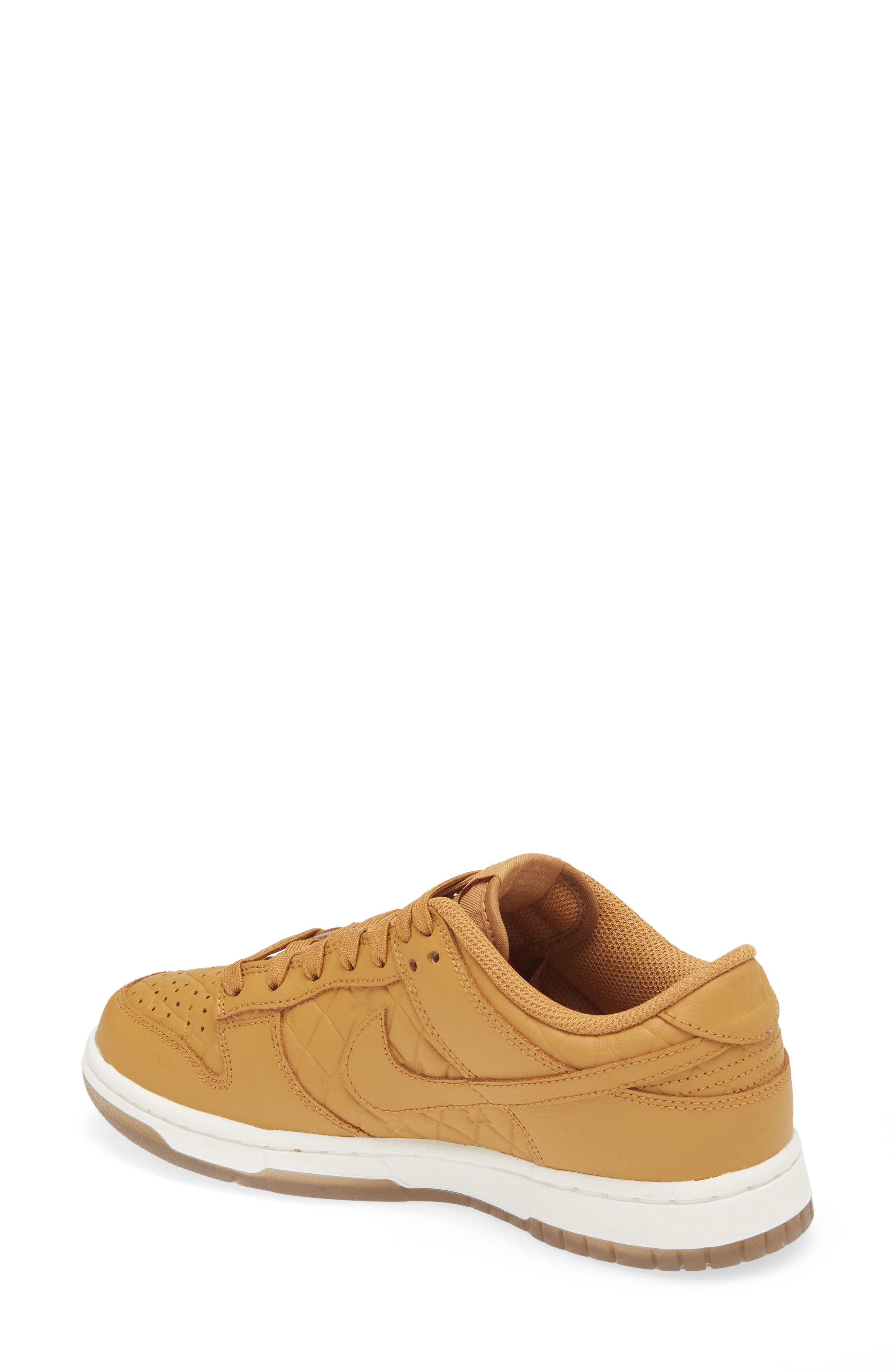 Nike Dunk Low Quilted Sneaker | Nordstrom