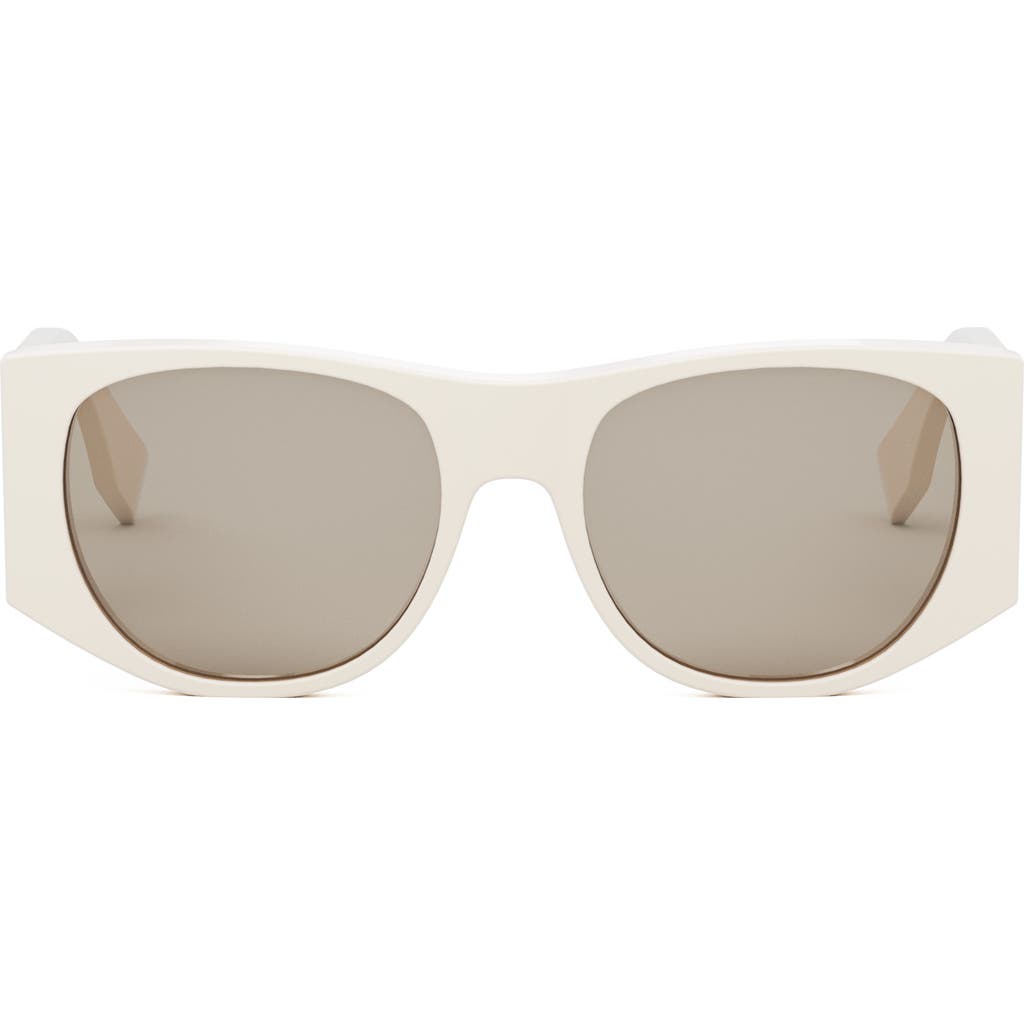 Fendi Baguette Fe 40109 I 25e Oval Sunglasses In Ivory/brown