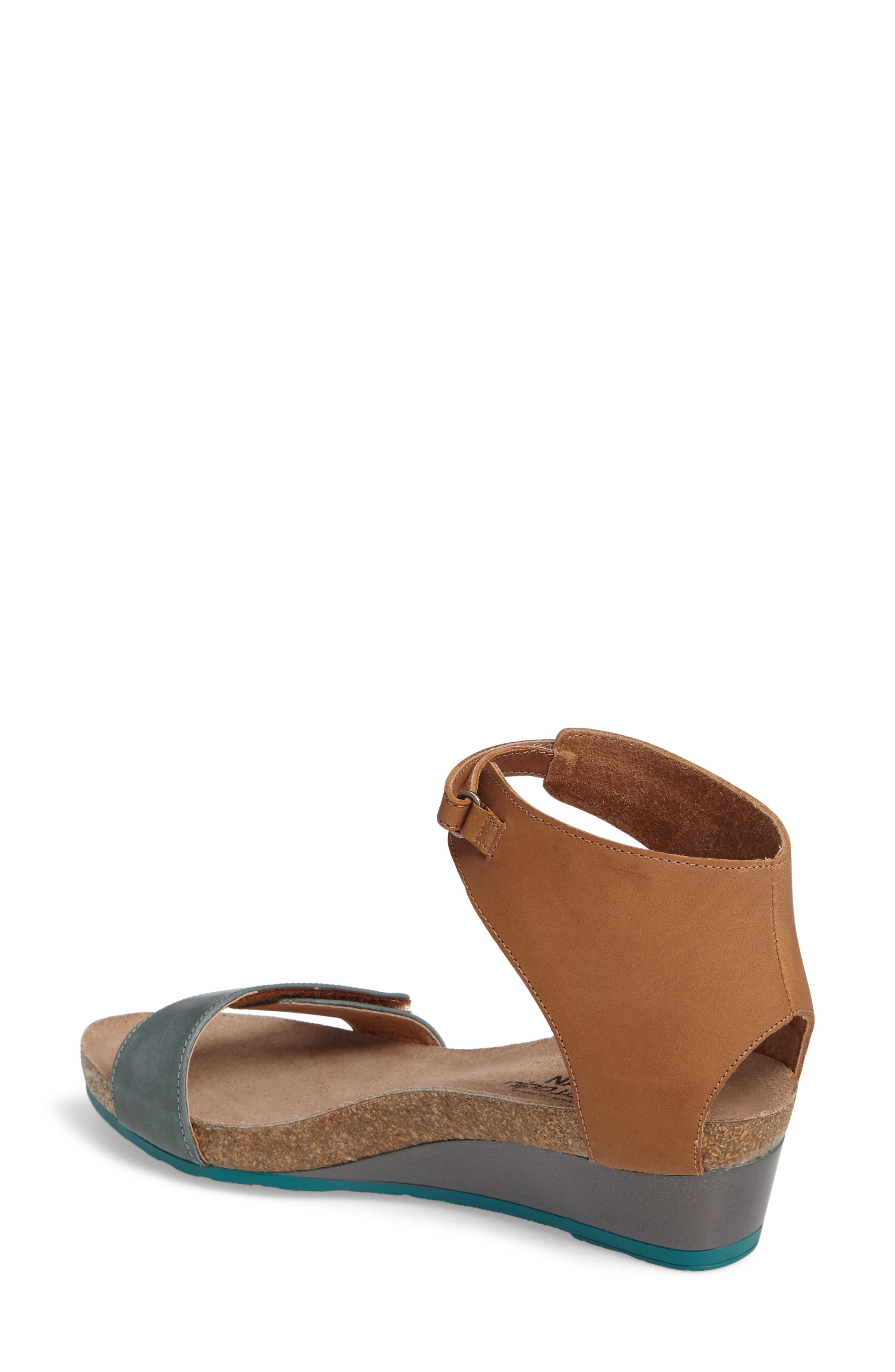 naot prophecy sandal