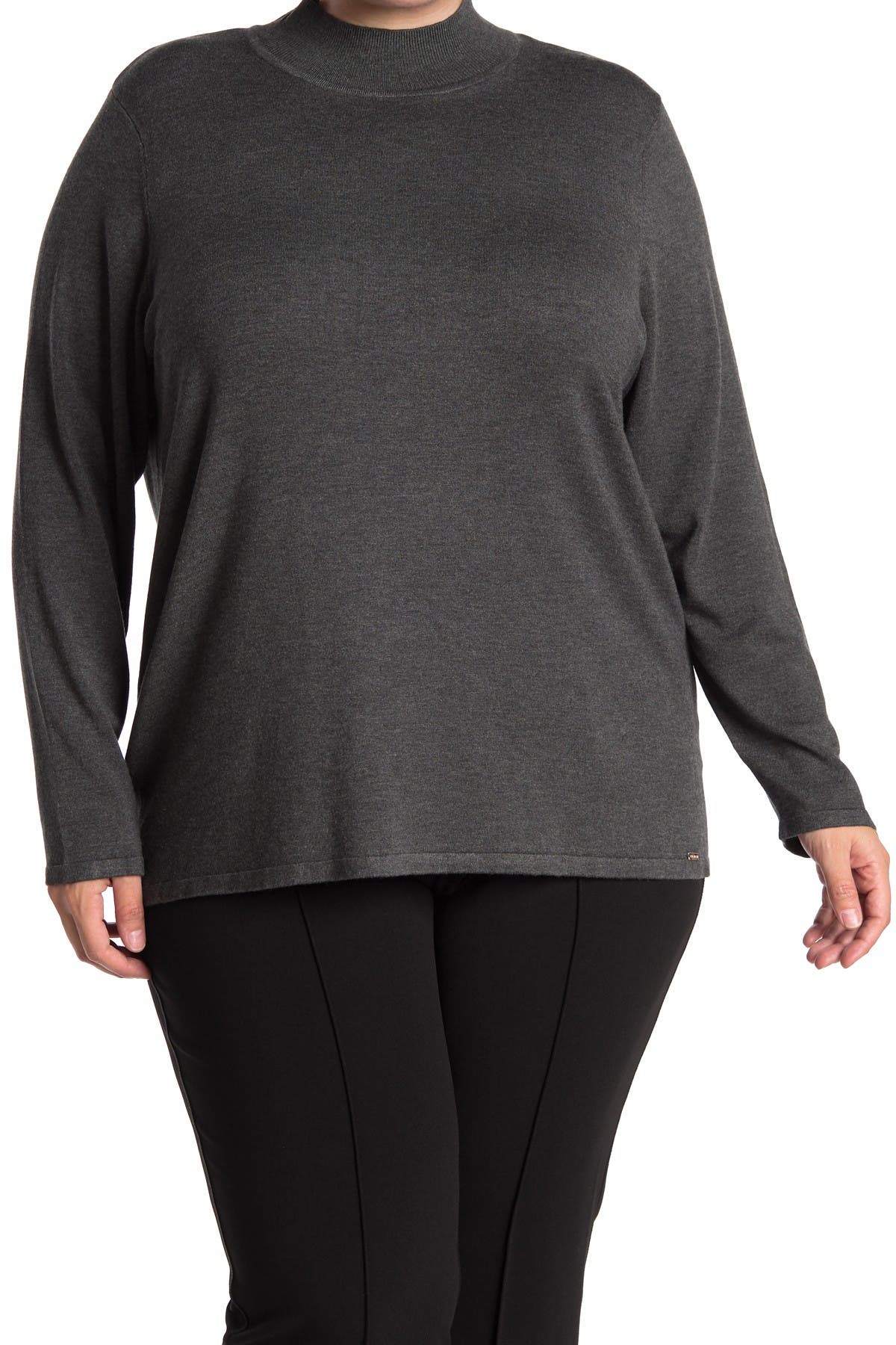 tahari plus size tops