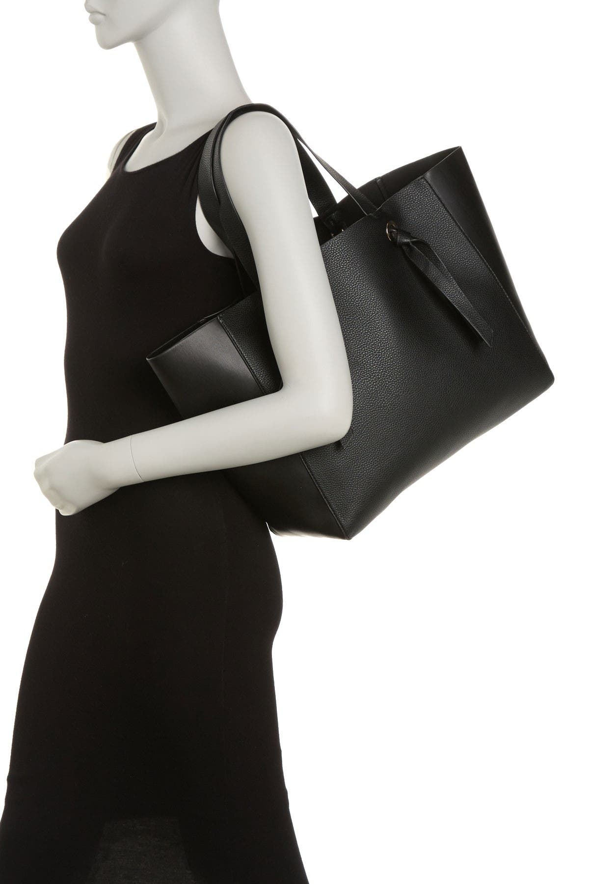 Melrose And Market Sofia Tote In Black